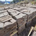 Лемезит 1 м³ (21-24 м²), плитняк 40-45 мм для мощения дорожек и парковок