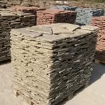 Галтованный песчаник серо-зеленый 1 м³ (42-45 м²), 10-20 мм для облицовки фасада